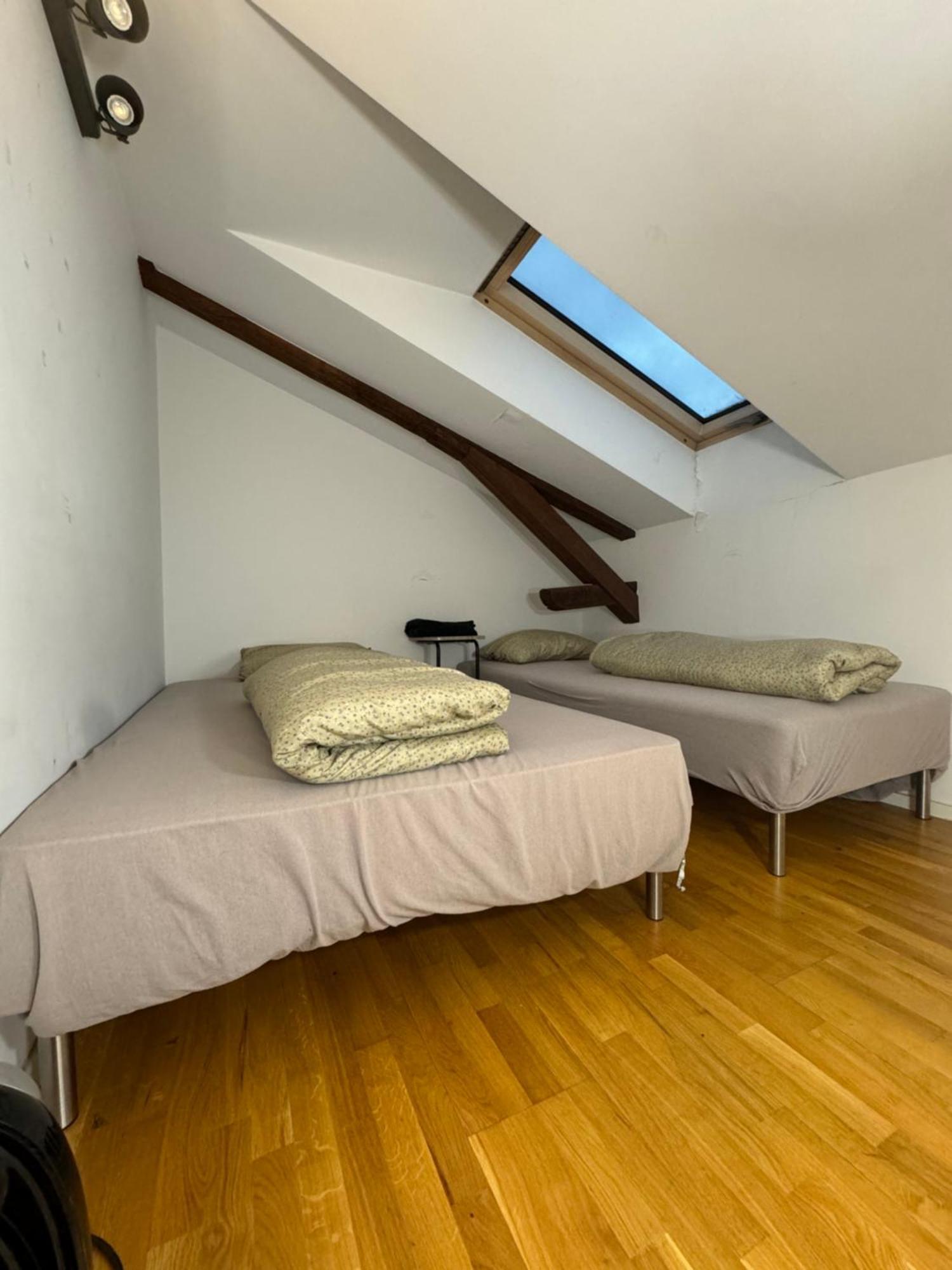 Book A In The Heart Of Pensión *